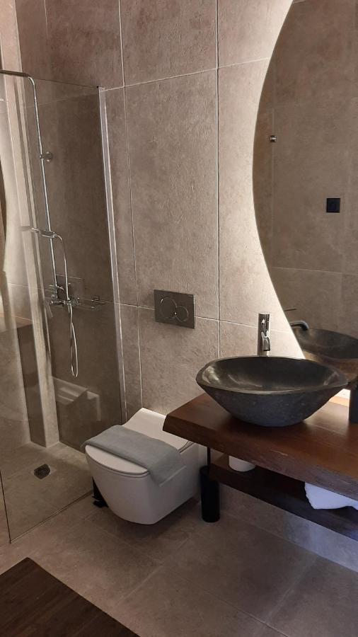 Leone Suites Nafpaktos Exterior foto